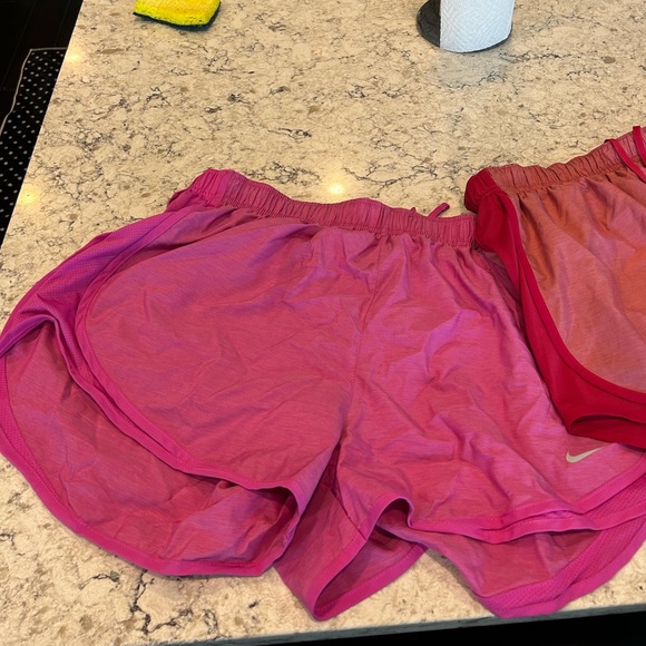 Women’s Nike Running Shorts- XL (2 Pairs) - Picture 3 of 3